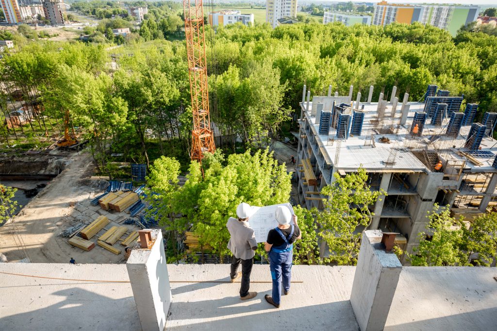 construction-site-with-workers
